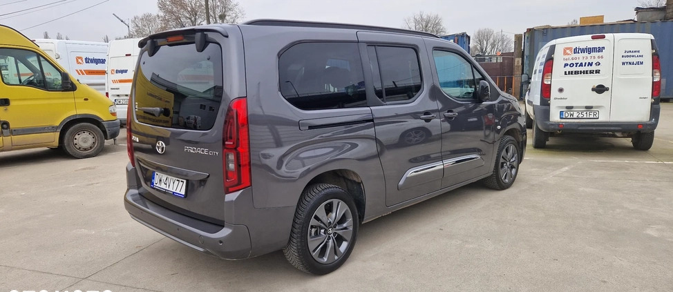 Toyota Proace City Verso cena 130000 przebieg: 10000, rok produkcji 2023 z Wrocław małe 29